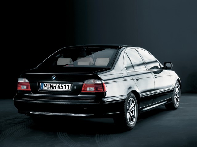 Bmw 5 Series Sedan Foto 47