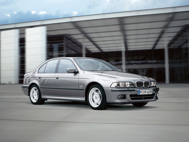 Bmw 5 Series Sedan Foto 48
