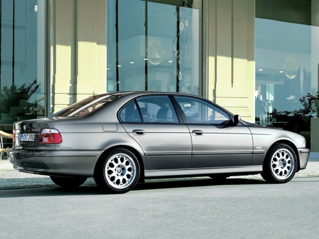 Bmw 5 Series Sedan Foto 52