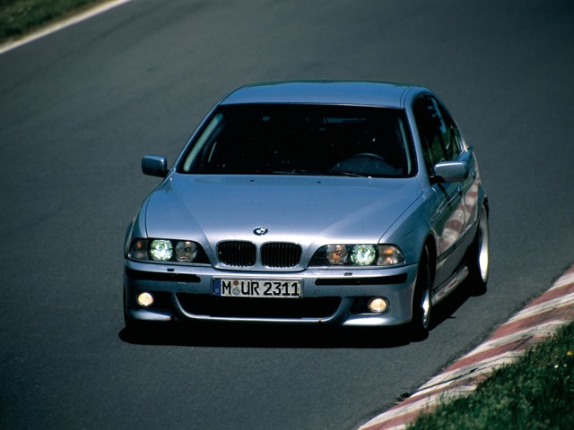 Bmw 5 Series Sedan Foto 53