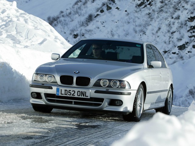 Bmw 5 Series Sedan Foto 54