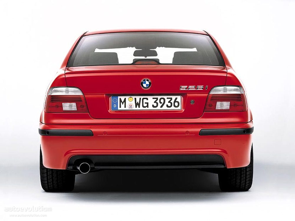 Bmw 5 Series Sedan photo 3