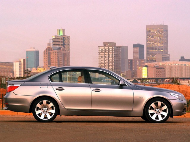 Bmw 5 Series Sedan foto 85