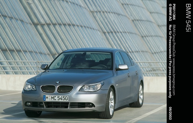 Bmw 5 Series Sedan foto 25