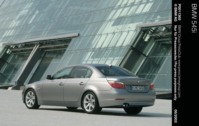 Bmw 5 Series Sedan foto 28