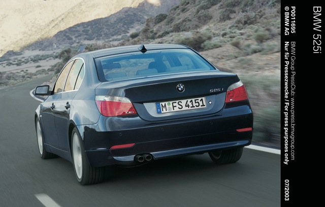 Bmw 5 Series Sedan foto 30