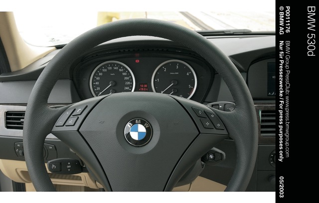 Bmw 5 Series Sedan foto 104