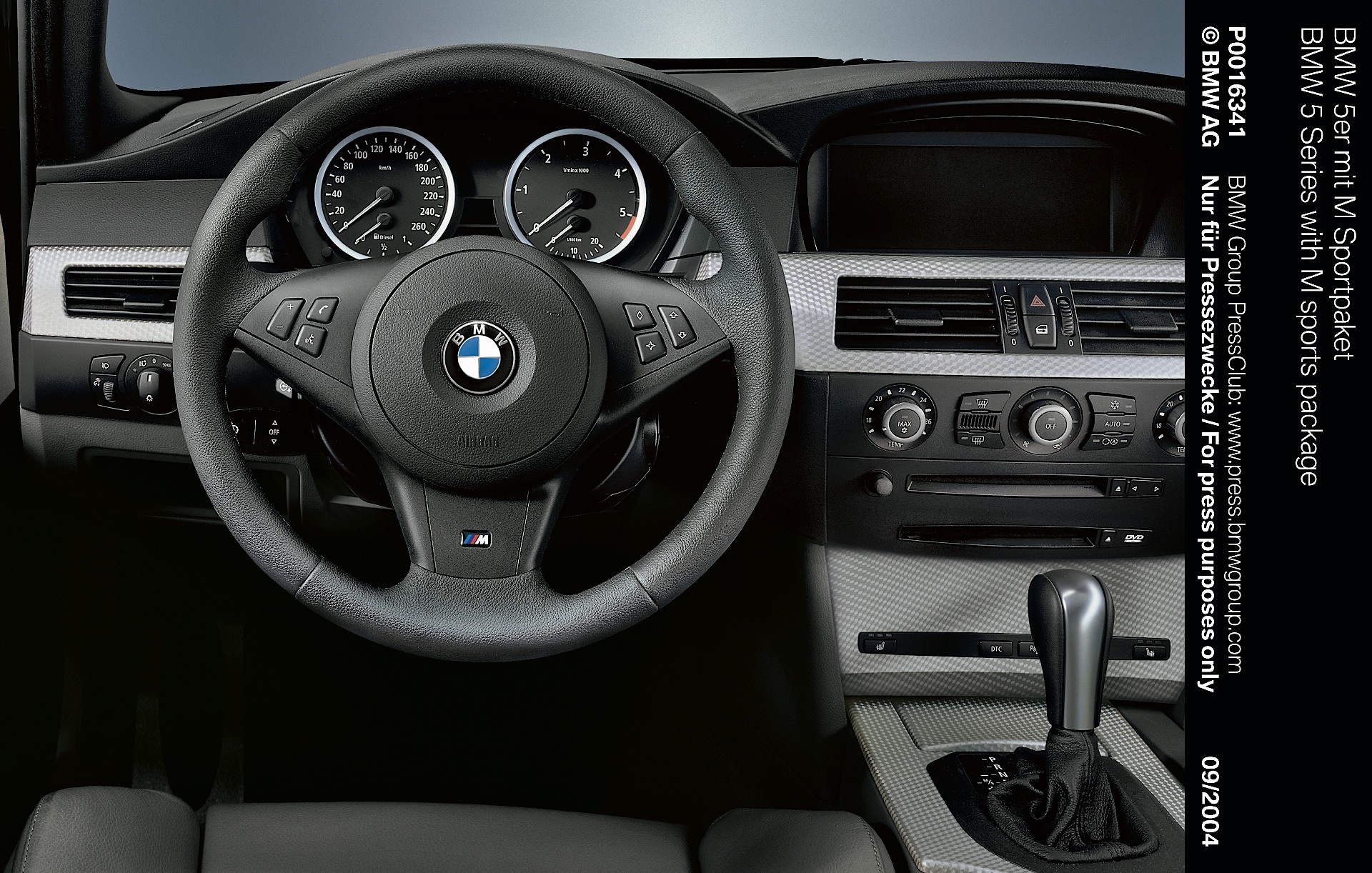 Bmw 5 Series Sedan photo 112