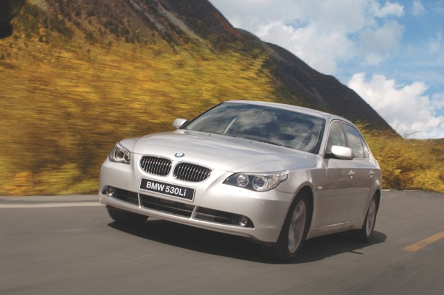 Bmw 5 Series Sedan photo 5
