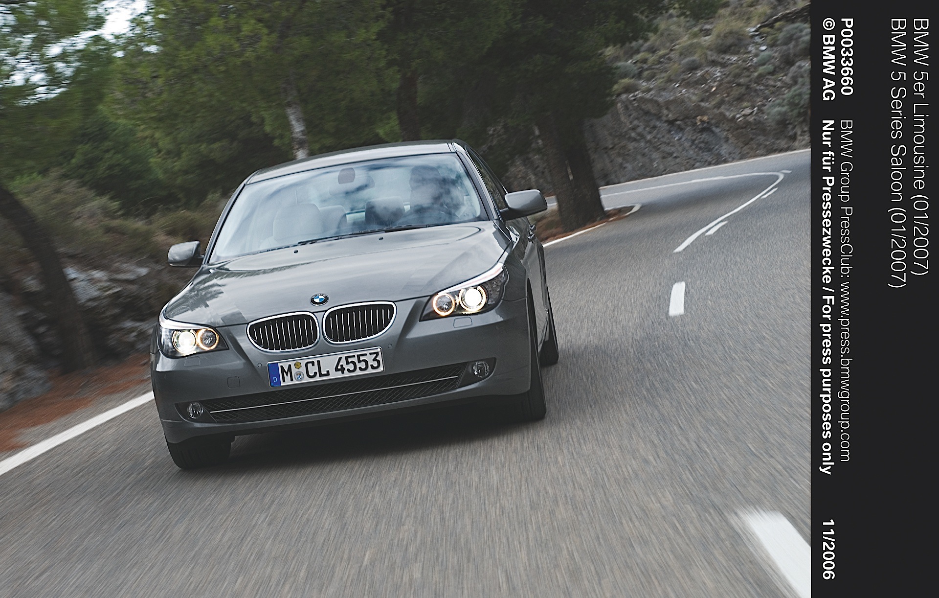 Bmw 5 Series Sedan photo 11