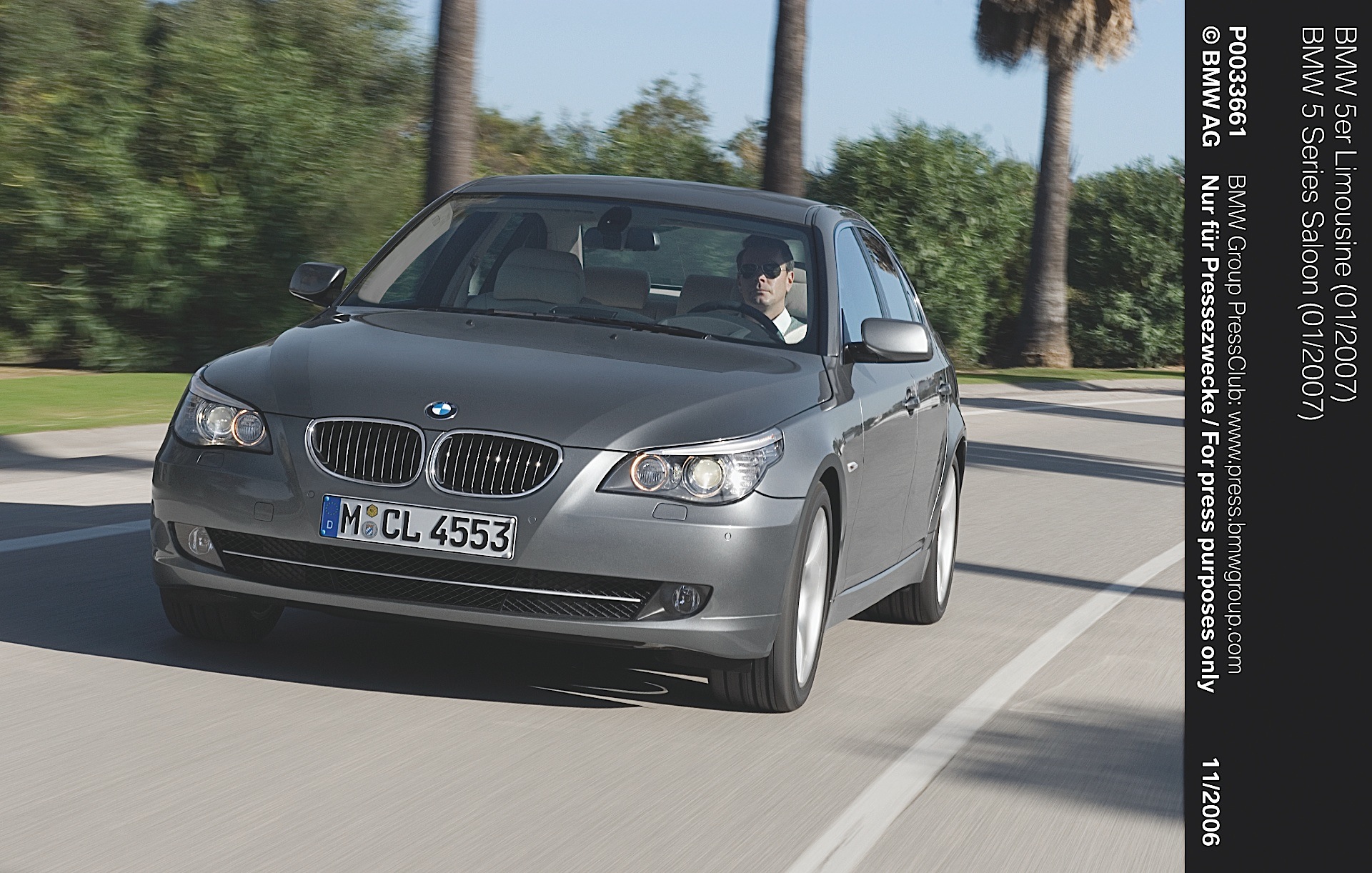 Bmw 5 Series Sedan photo 12