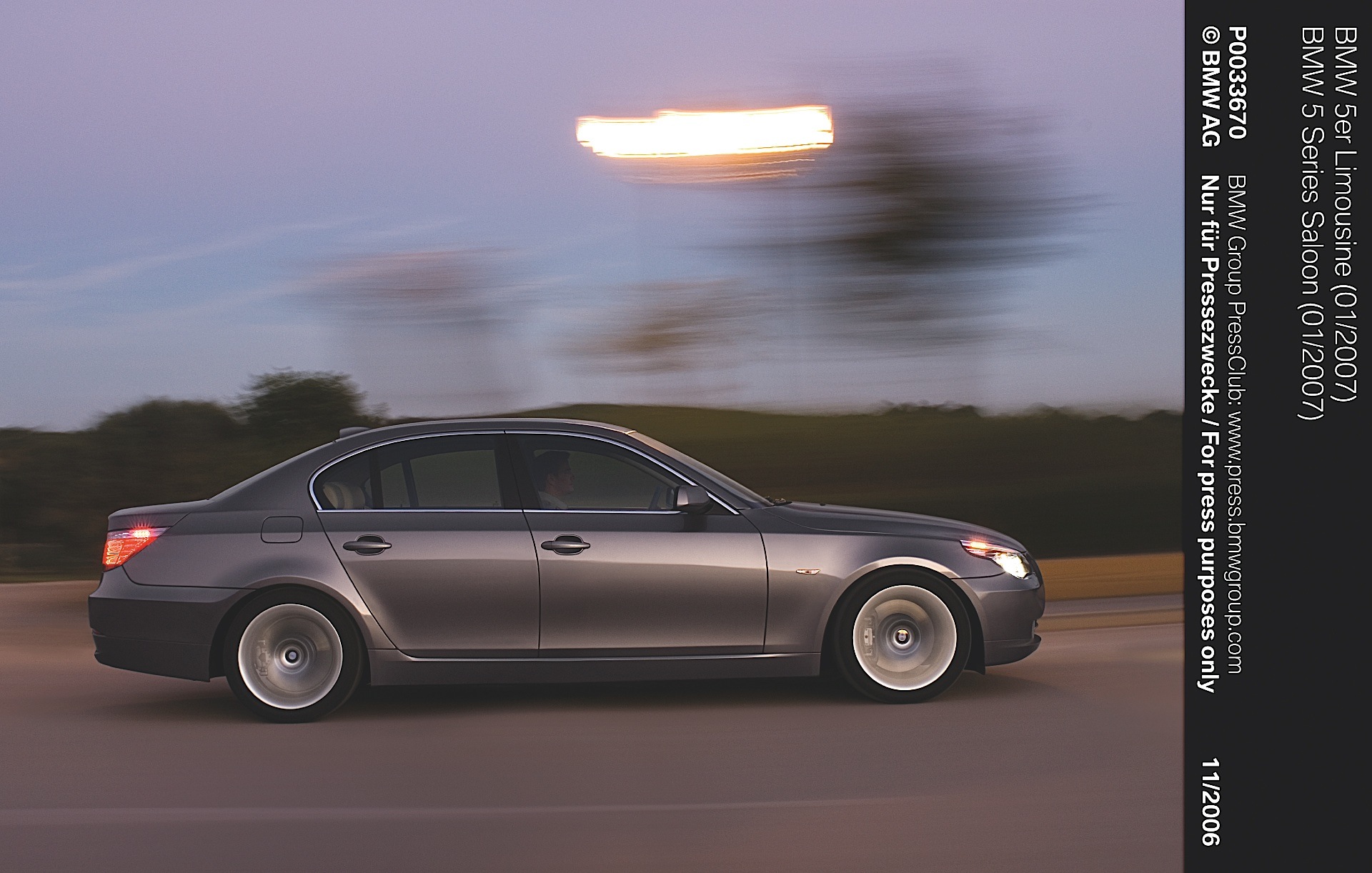 Bmw 5 Series Sedan photo 21