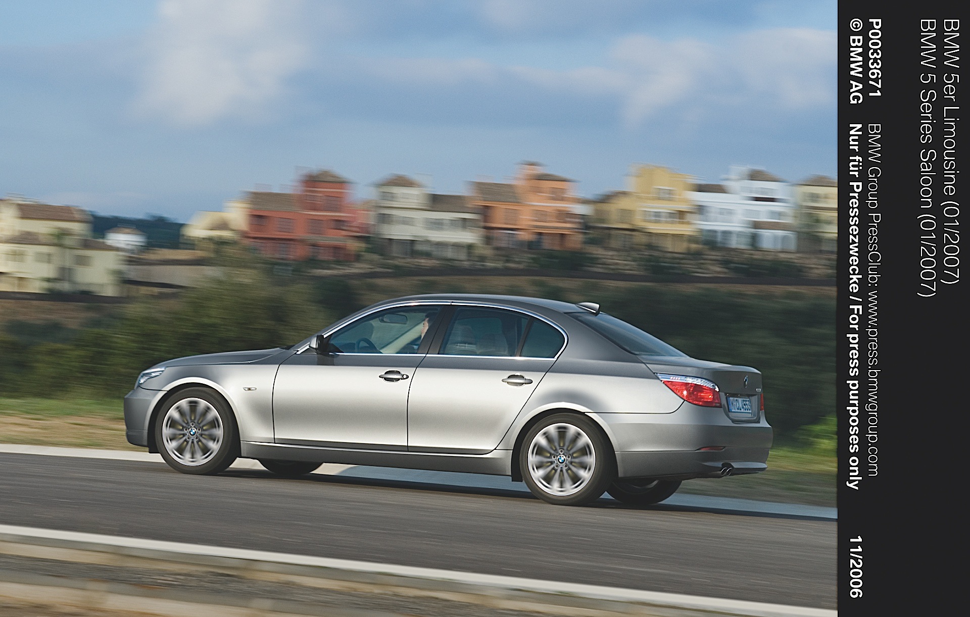 Bmw 5 Series Sedan photo 22
