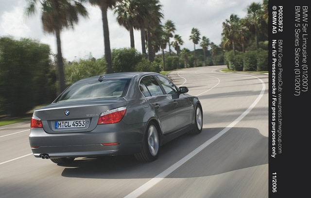Bmw 5 Series Sedan photo 23