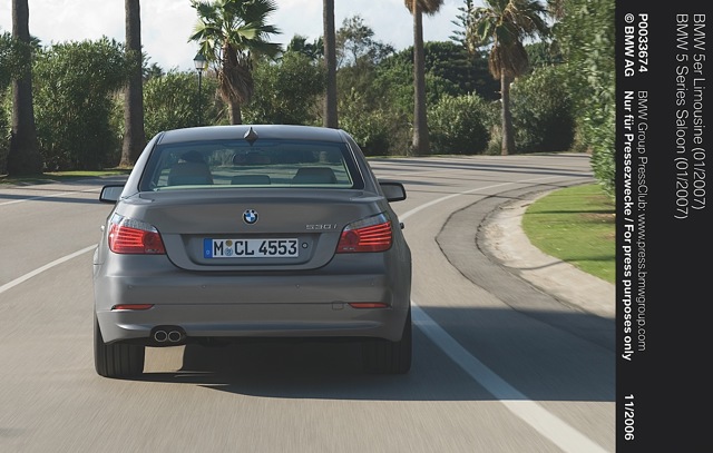 Bmw 5 Series Sedan photo 25