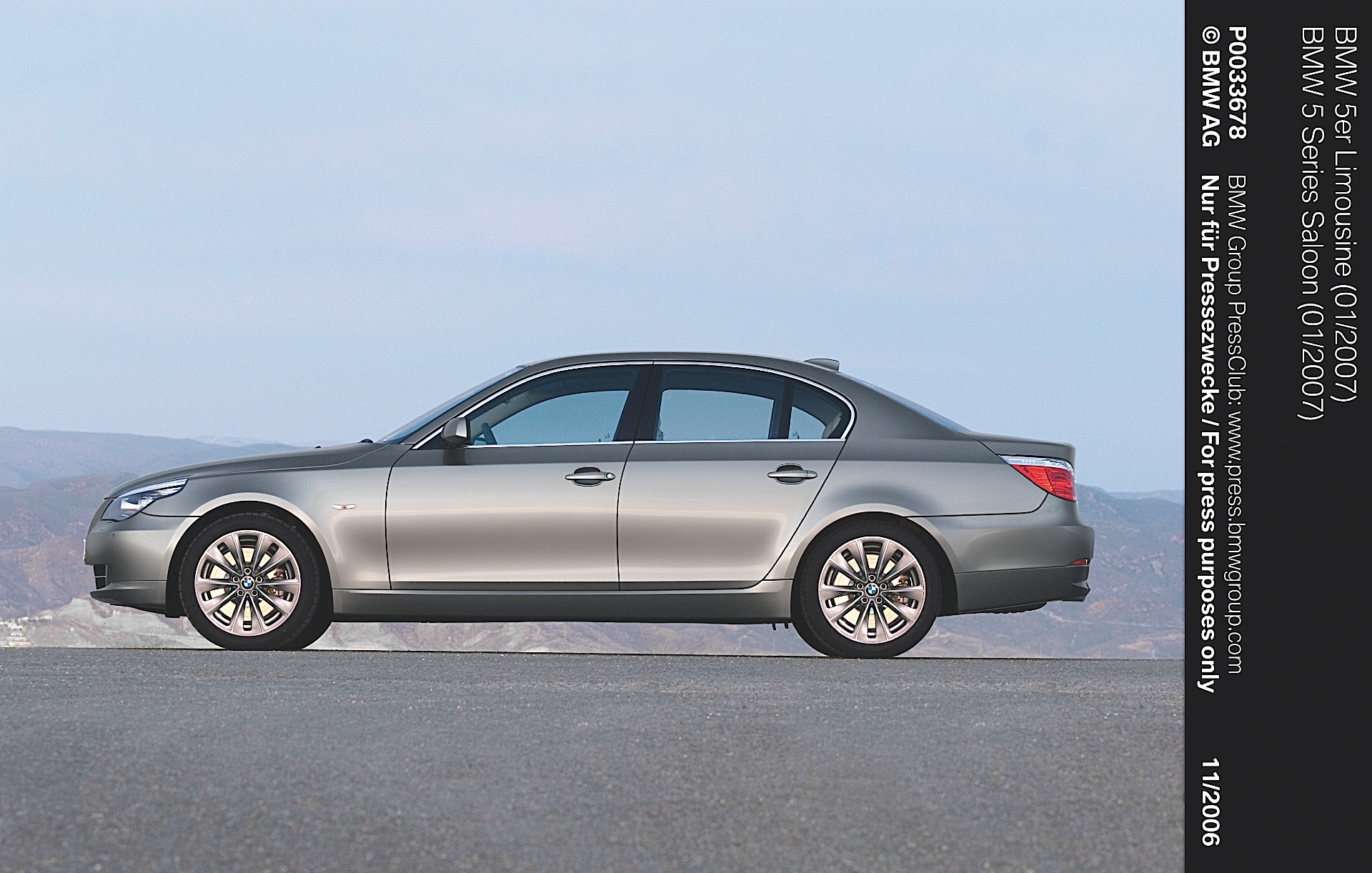 Bmw 5 Series Sedan photo 29
