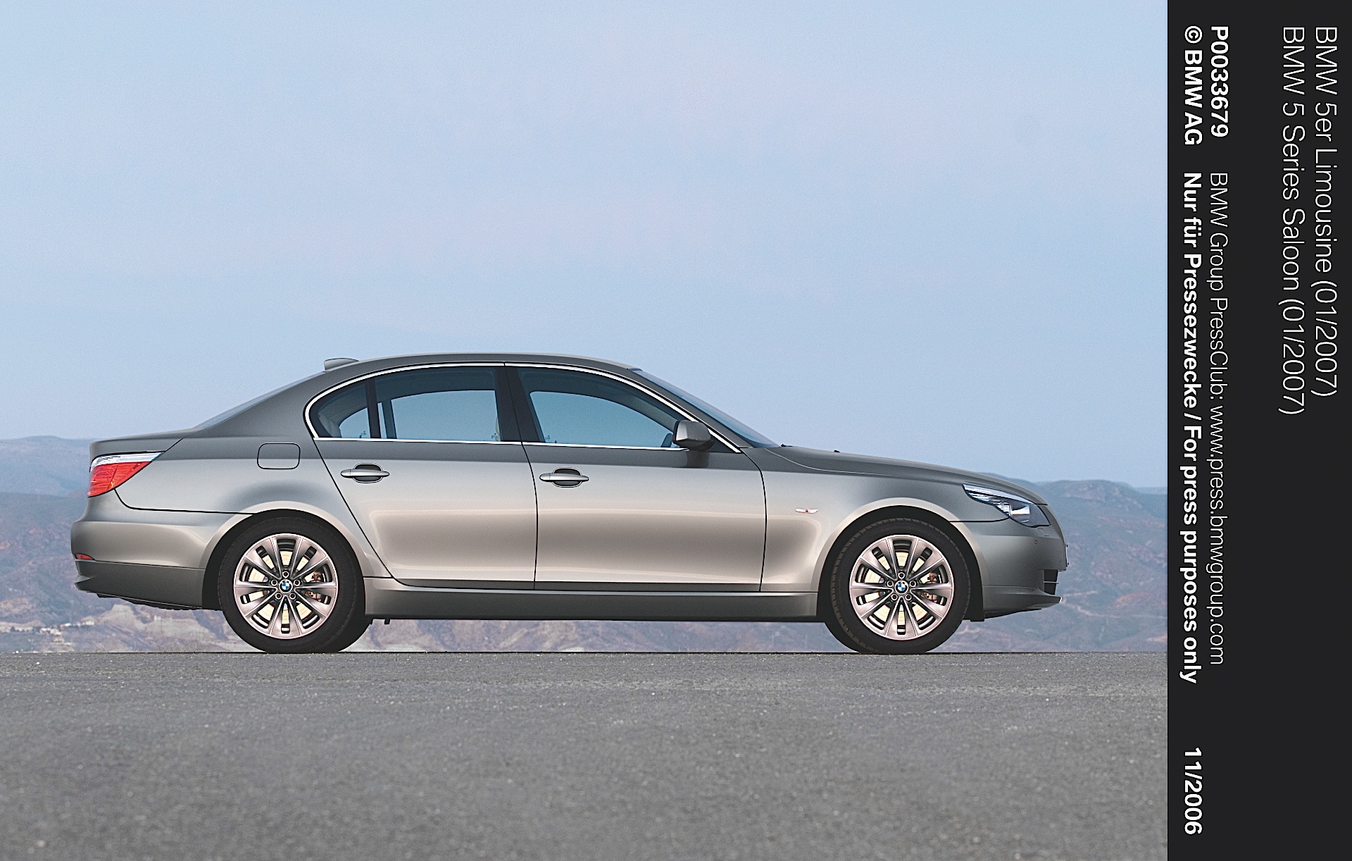 Bmw 5 Series Sedan photo 30