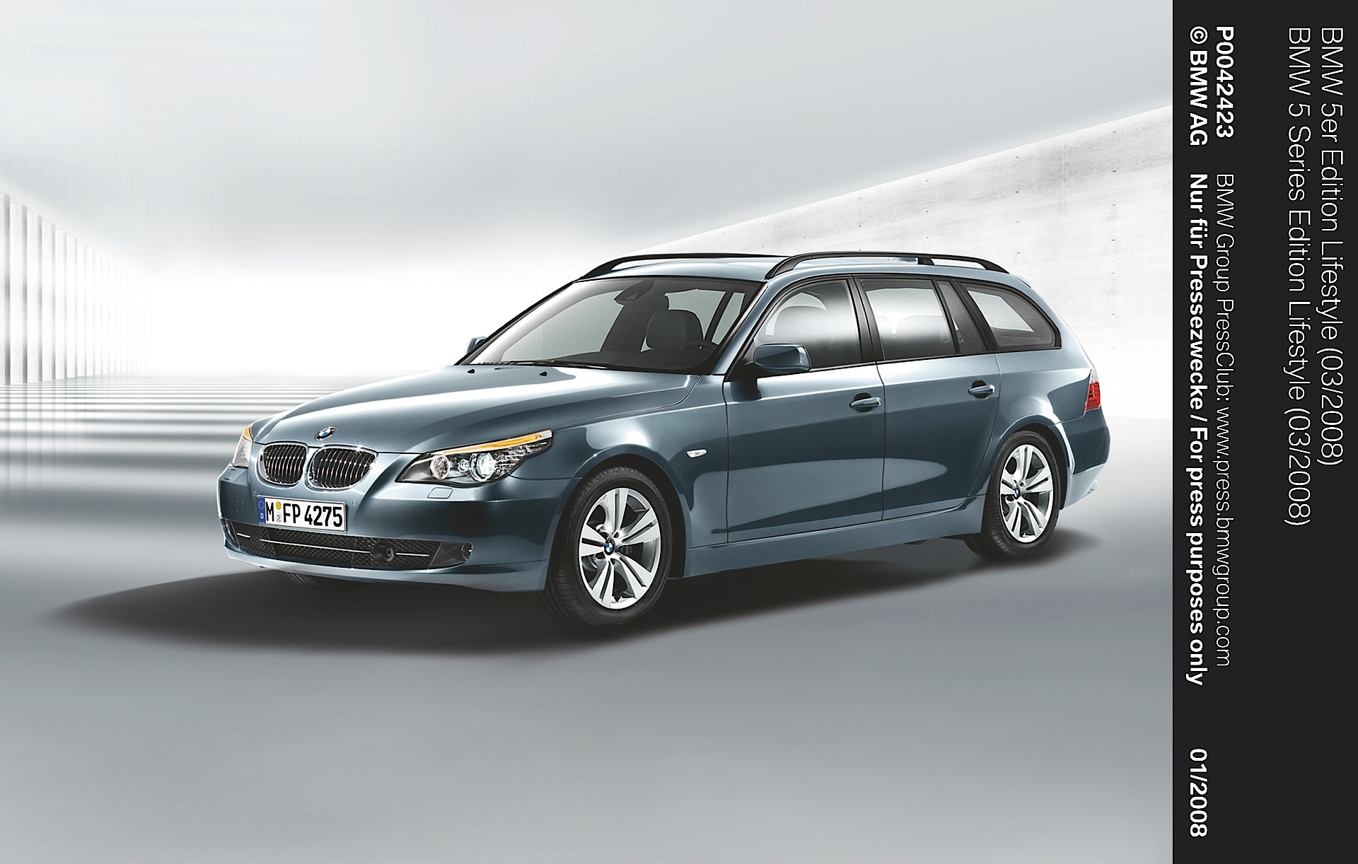 Bmw 5 Series Sedan photo 33