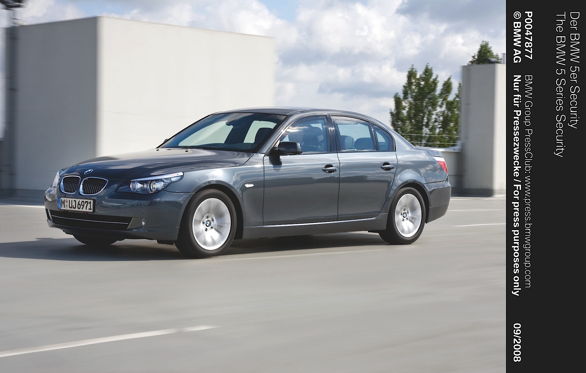 Bmw 5 Series Sedan photo 37