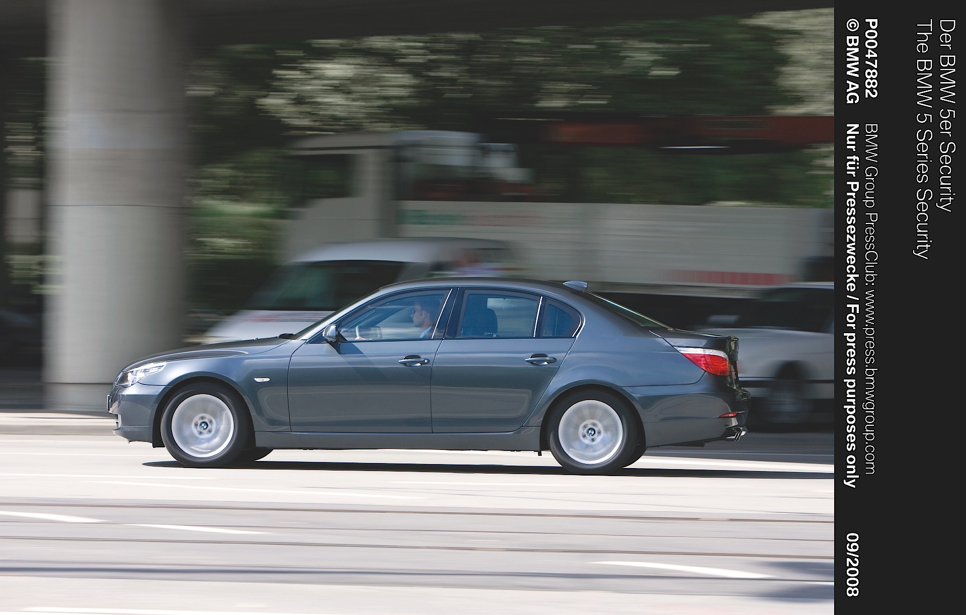 Bmw 5 Series Sedan photo 40