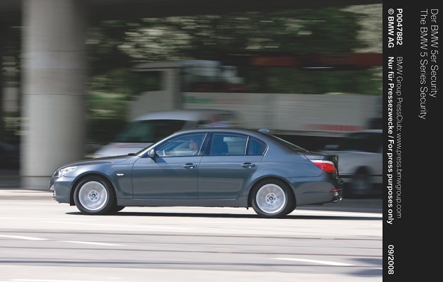 Bmw 5 Series Sedan photo 40