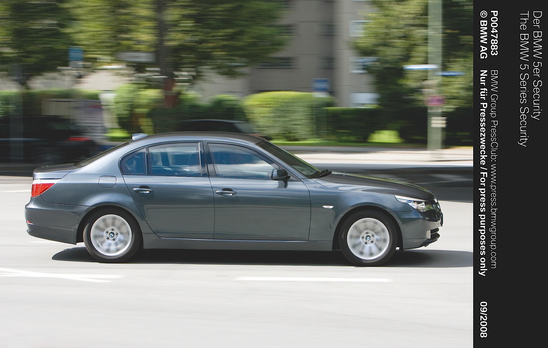 Bmw 5 Series Sedan photo 41