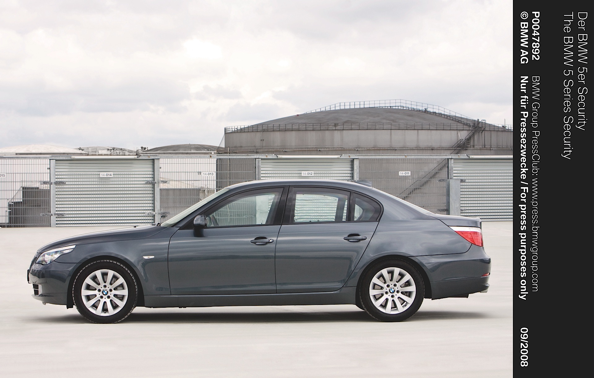 Bmw 5 Series Sedan photo 46