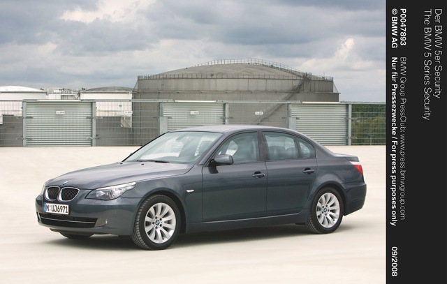 Bmw 5 Series Sedan photo 47