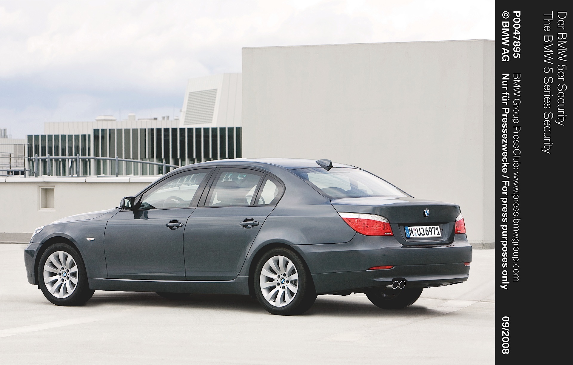 Bmw 5 Series Sedan photo 49