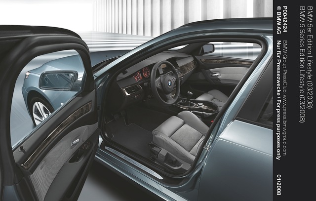 Bmw 5 Series Sedan photo 60