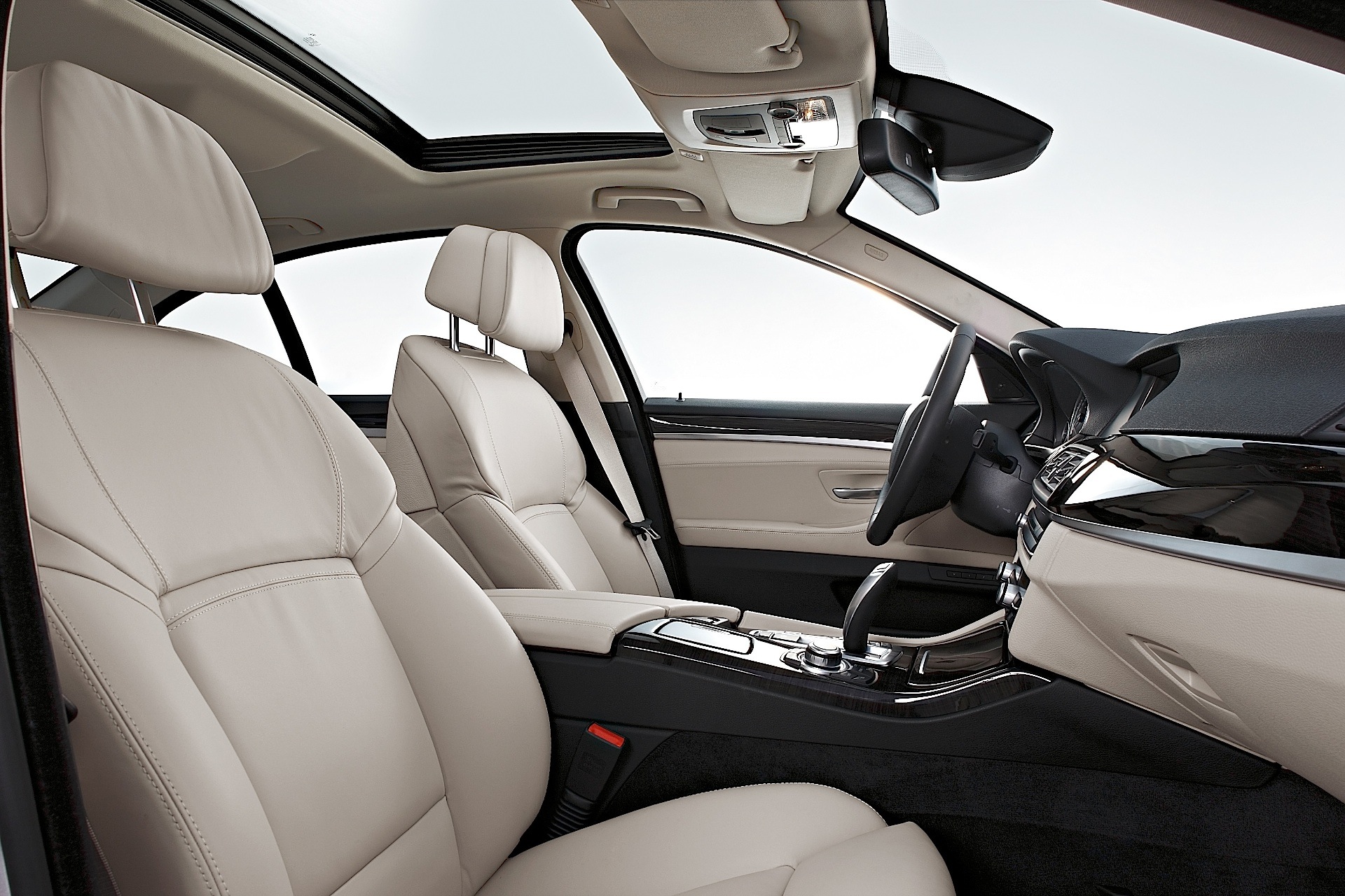 Bmw 5 Series Sedan photo 81