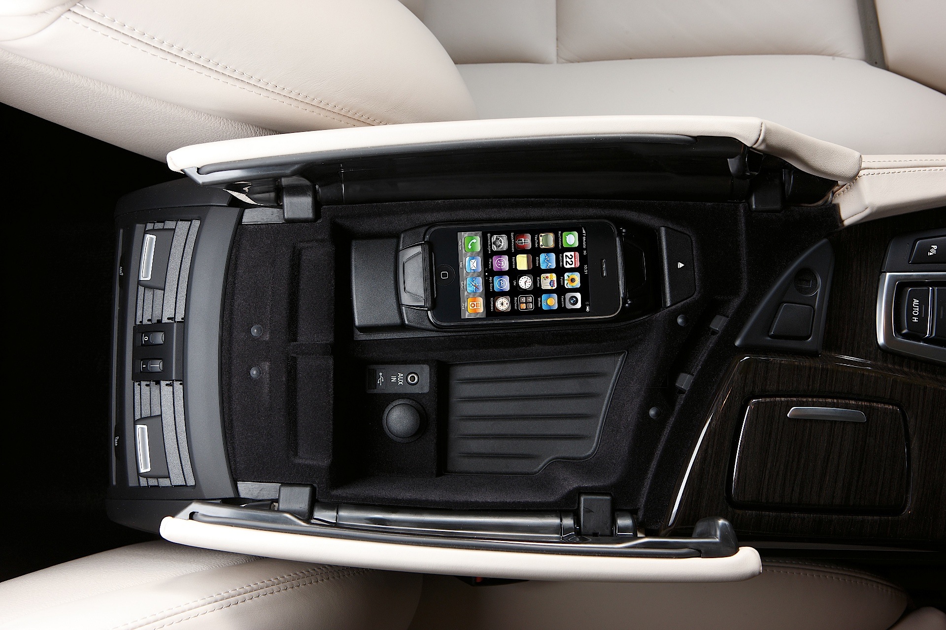 Bmw 5 Series Sedan photo 85