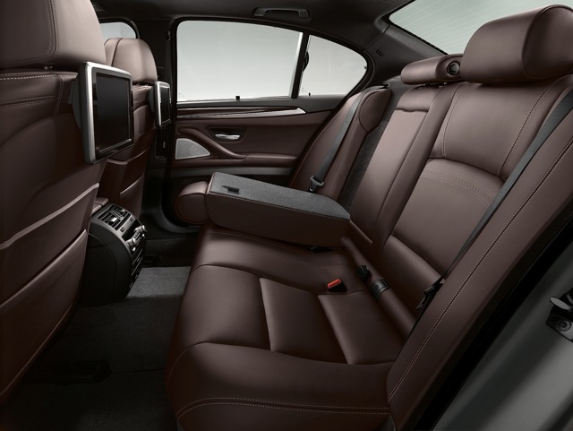 Bmw 5 Series Sedan foto 106