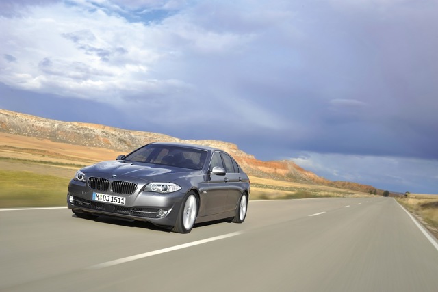 Bmw 5 Series Sedan foto 2