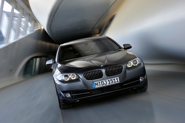Bmw 5 Series Sedan foto 10