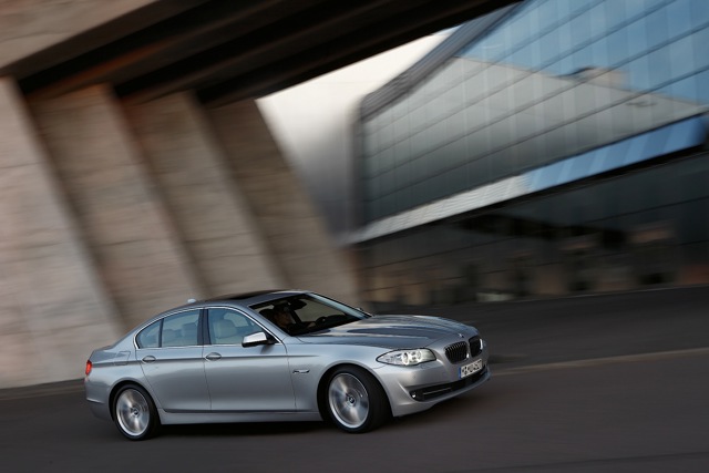 Bmw 5 Series Sedan foto 13