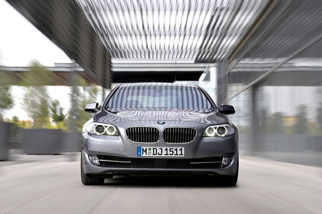 Bmw 5 Series Sedan foto 16