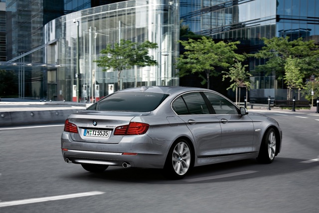 Bmw 5 Series Sedan foto 21