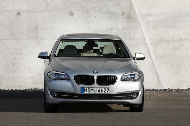 Bmw 5 Series Sedan foto 22