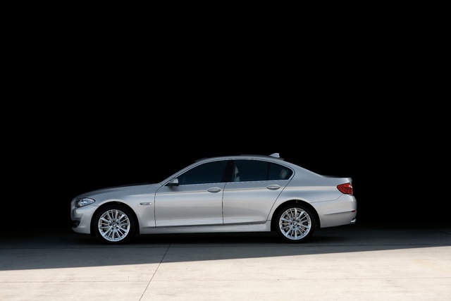 Bmw 5 Series Sedan foto 28