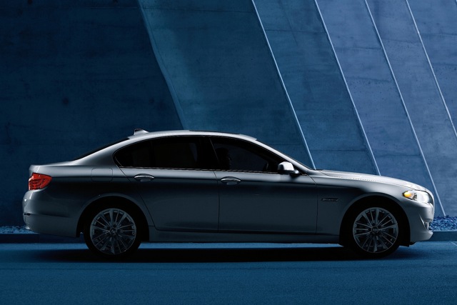 Bmw 5 Series Sedan foto 30