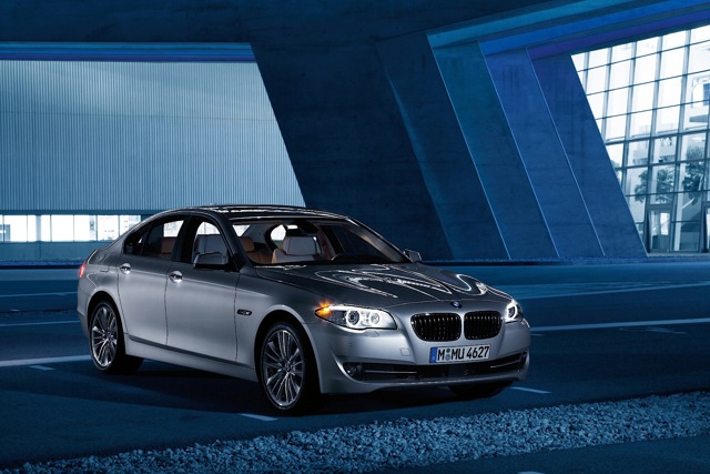 Bmw 5 Series Sedan foto 31