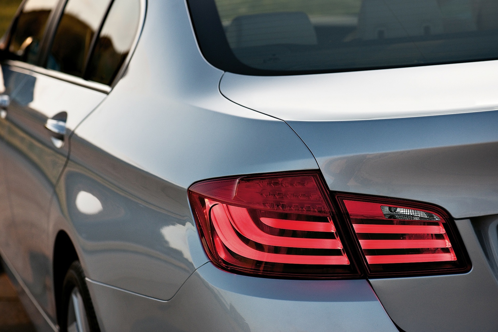 Bmw 5 Series Sedan photo 46