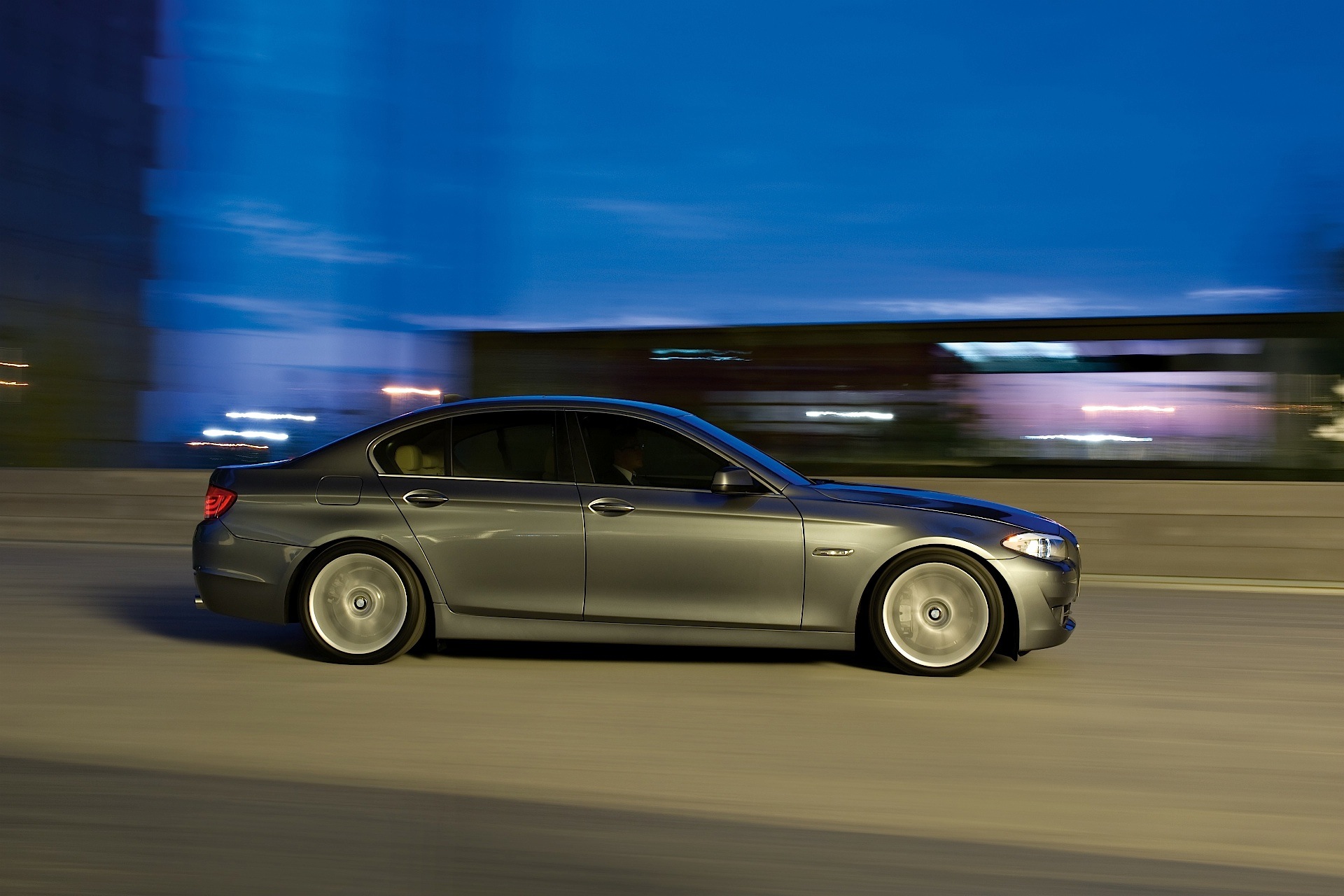 Bmw 5 Series Sedan photo 53