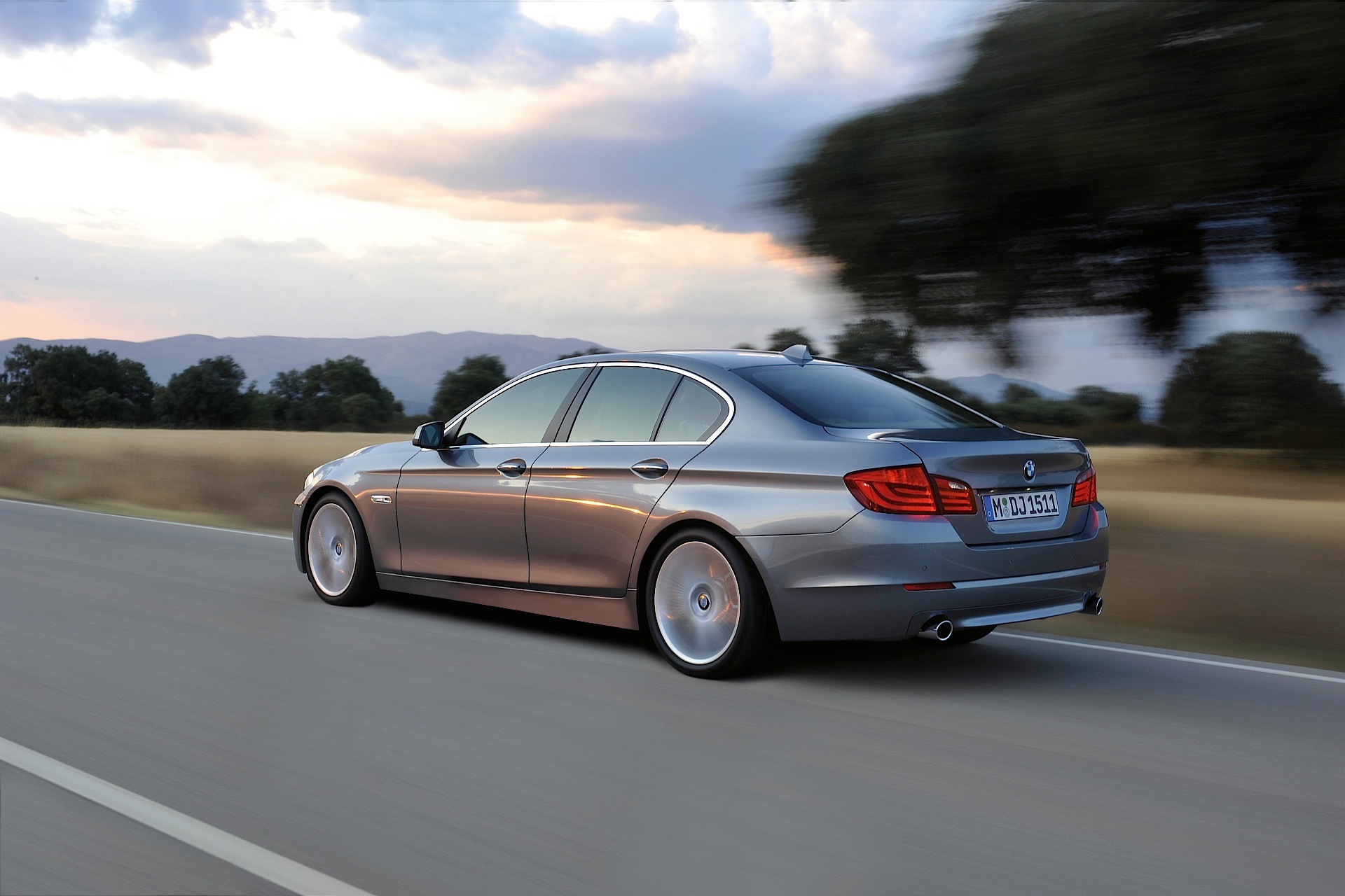 Bmw 5 Series Sedan photo 54