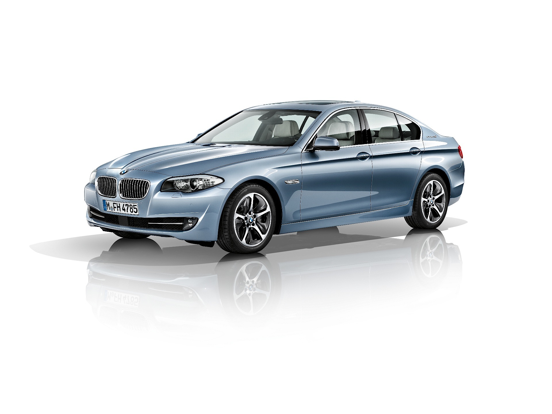 Bmw 5 Series Sedan photo 64