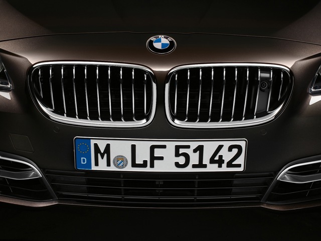 Bmw 5 Series Sedan foto 13