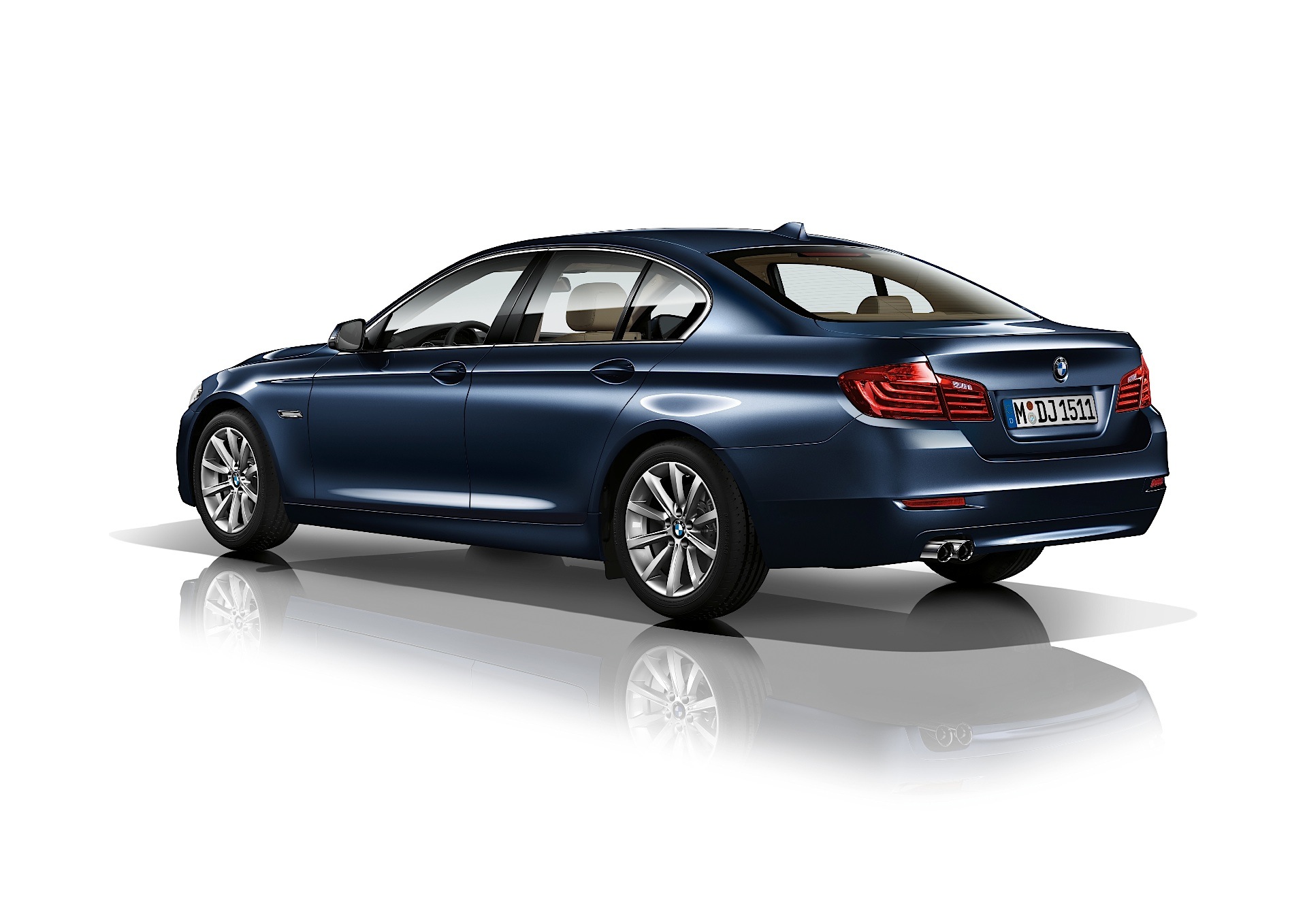 Bmw 5 Series Sedan photo 15