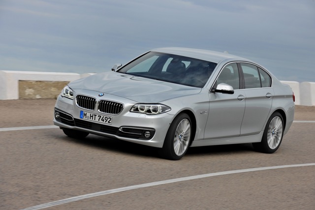 Bmw 5 Series Sedan foto 28