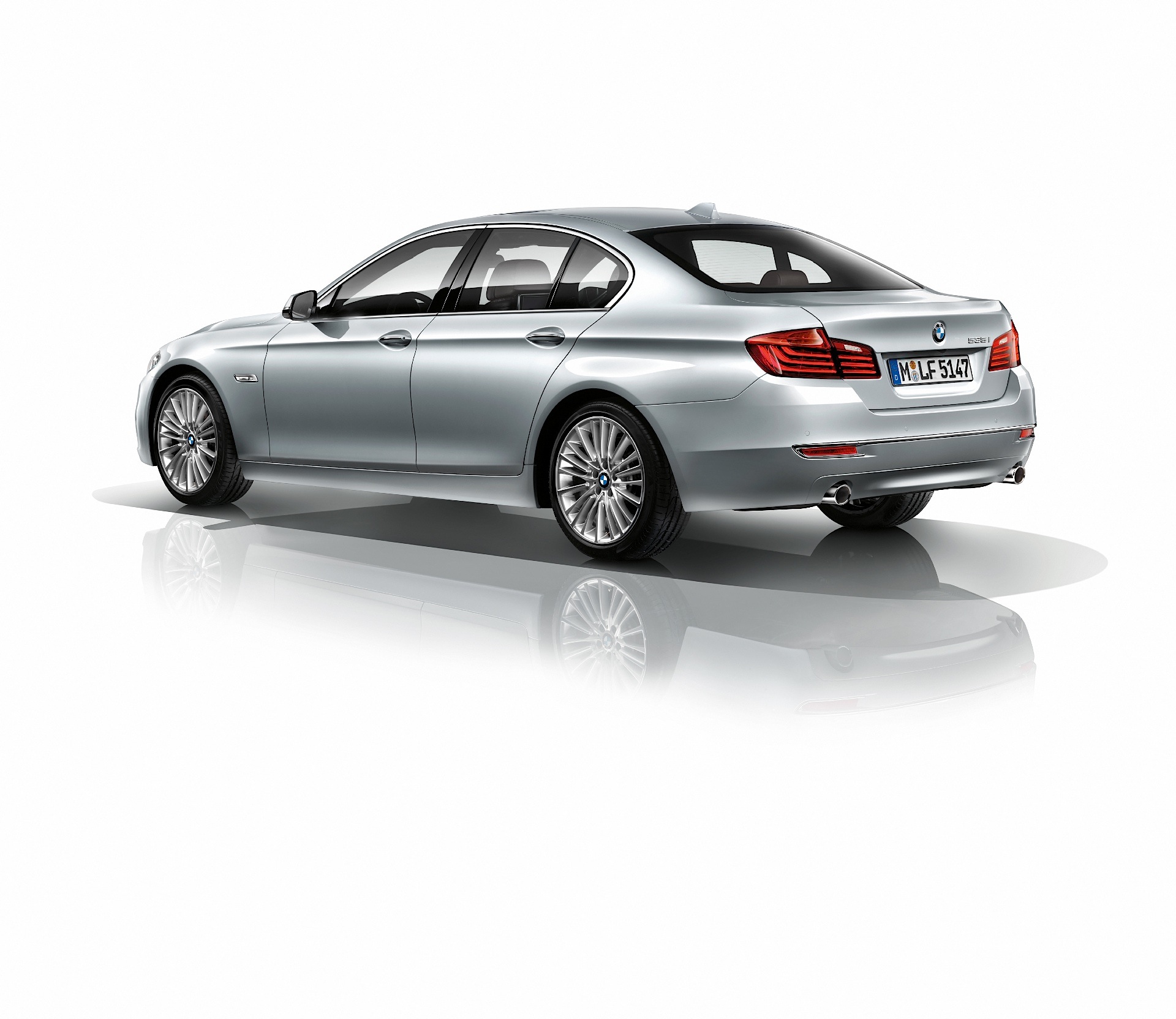 Bmw 5 Series Sedan photo 3